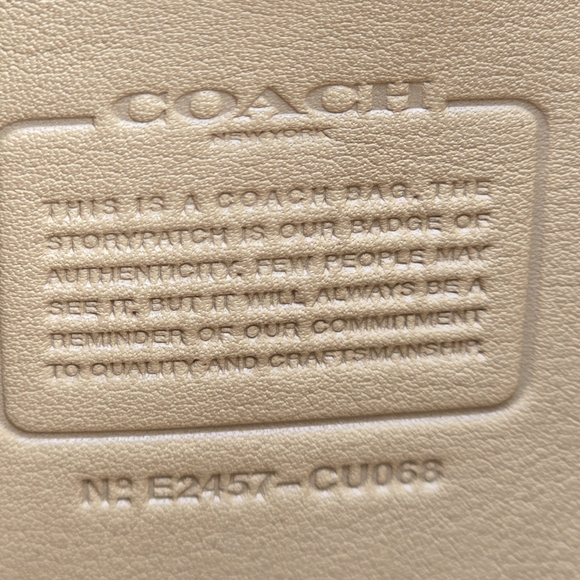 💥NWT💥 Coach Brooklyn 28 Hobo, Tan - Picture 7 of 15